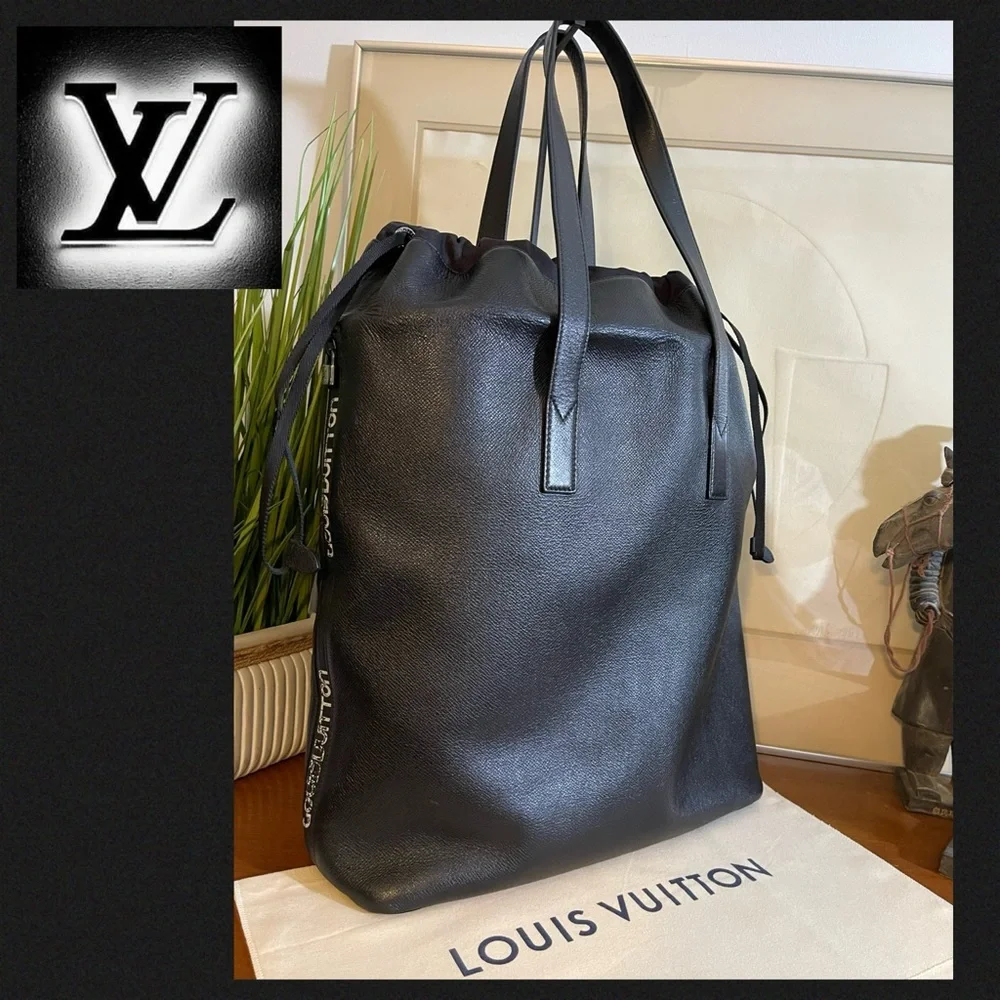 Louis Vuitton Kaba Light Taiga トートバッグ Louis Vuitton | Bags | Louis Vuitton Cabas Light Drawstring